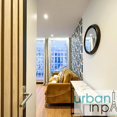 Urban Flat 129 - Sublime Art Champs-elysees Apartment Paris